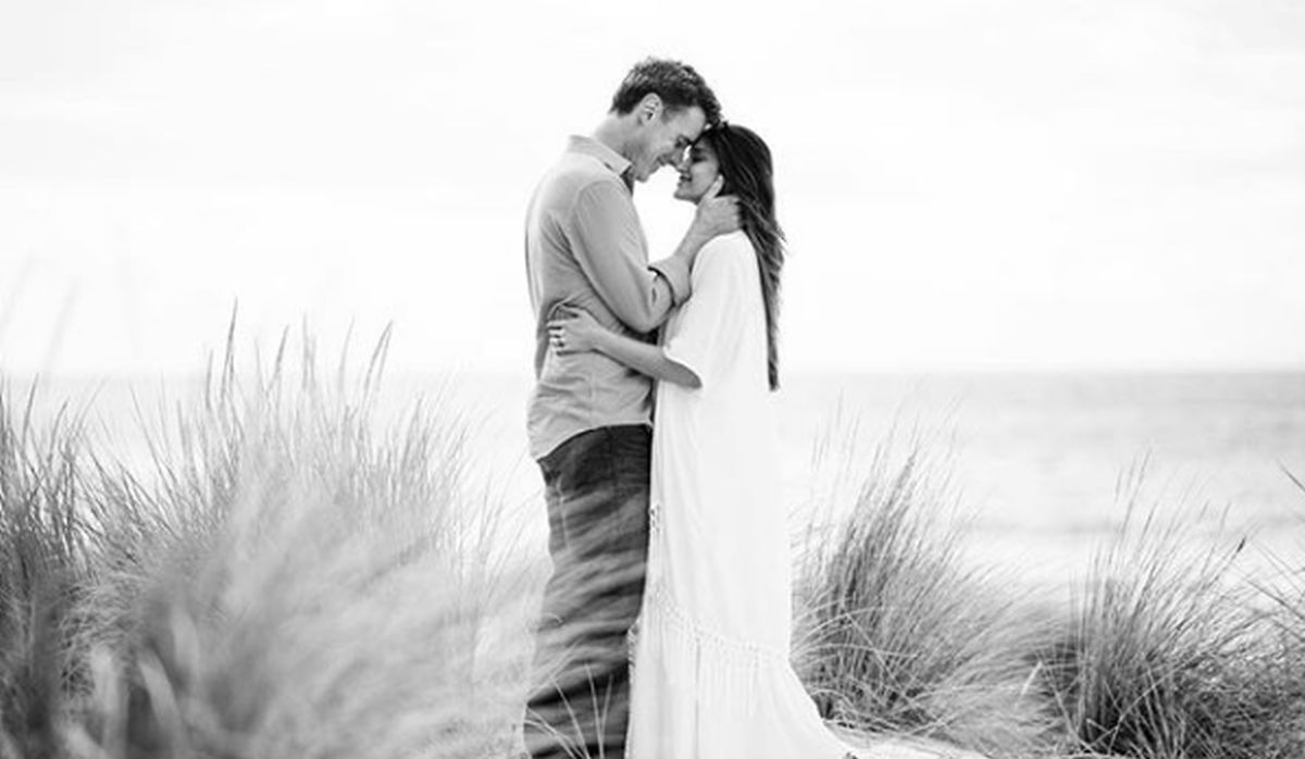 I just look at her and boom… two hours pass: Andrew Kneebone on Ileana D’Cruz