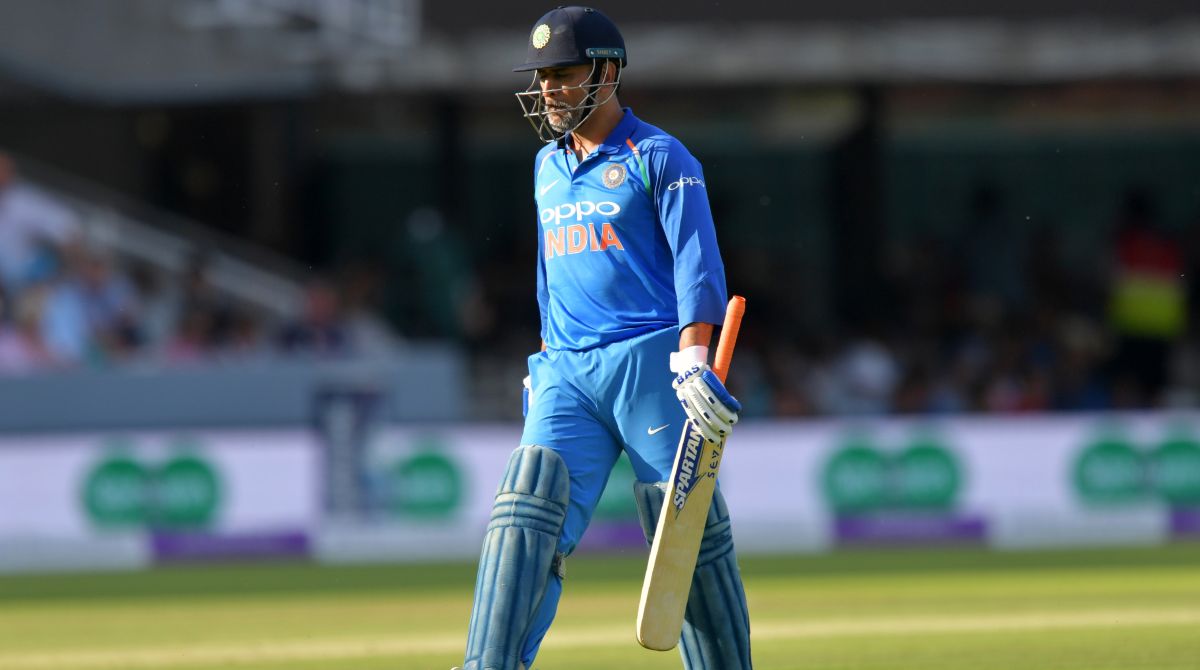 Virat Kohli defends MS Dhoni after he gets booed by Indian fans at Lord’s