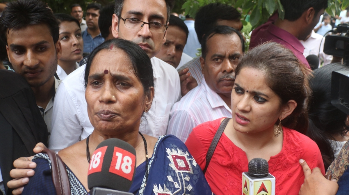 Mother of 2012 Delhi gangrape victim says culprits should be hanged as soon as possible