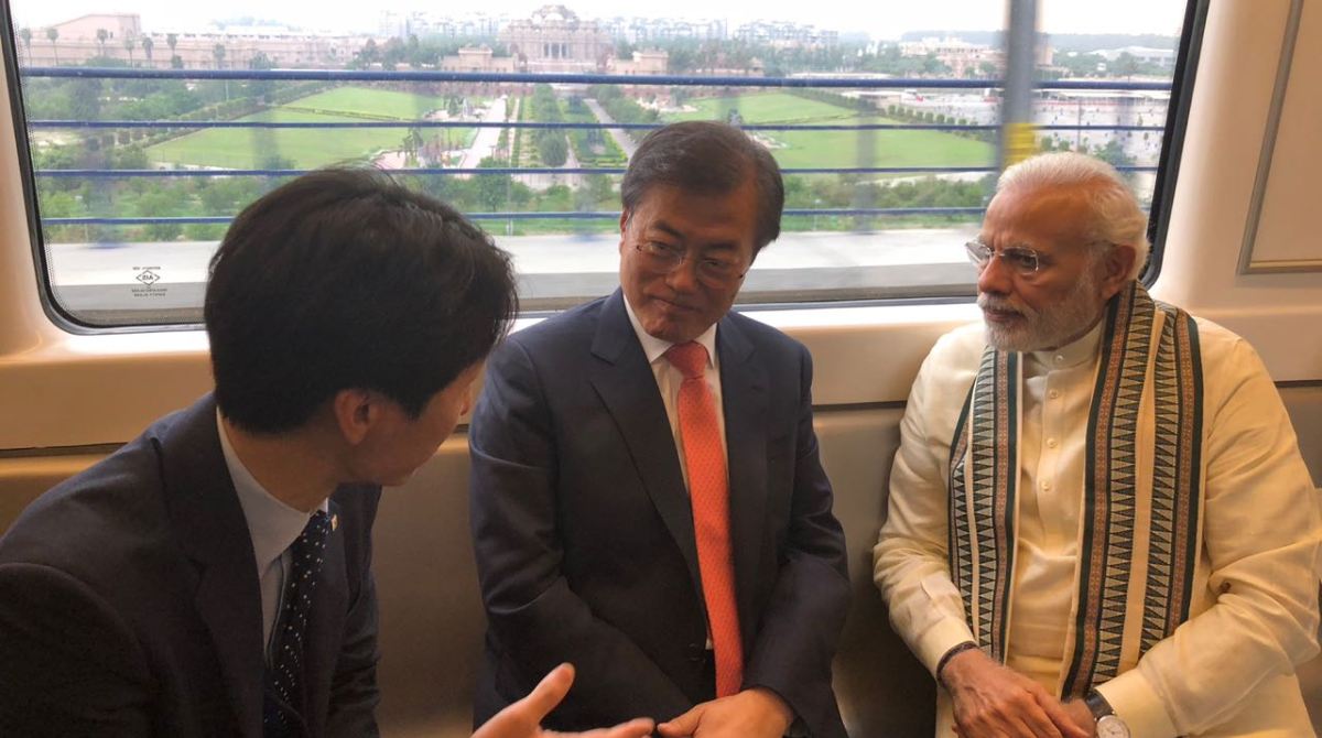 PM Modi, South Korean President Moon Jae-in travel in Delhi Metro to Noida