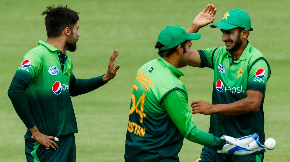 Pakistan beat Zimbabwe by nine wickets in one-day match