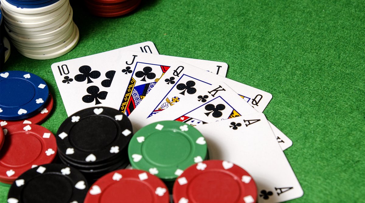 The Complete Guidelines to play Online Poker Games - New Town Kennel Club