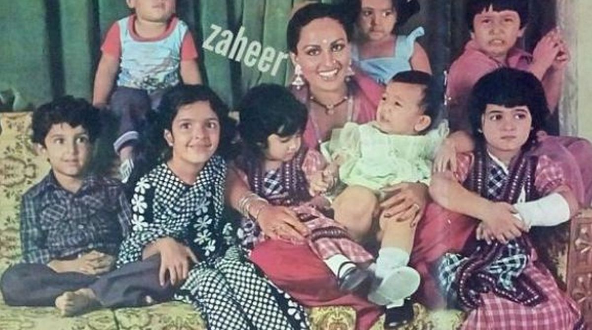 Flashback Friday: Hrithik, Twinkle, other star kids unrecognisable as they surround Reena Roy