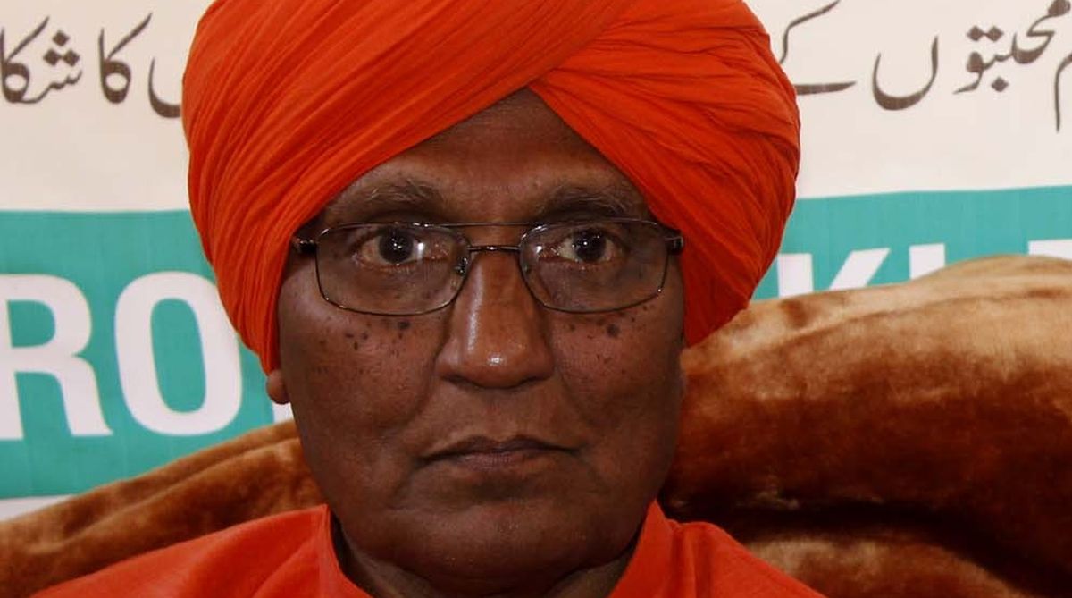 Swami Agnivesh beaten up in Jharkhand, 20 detained