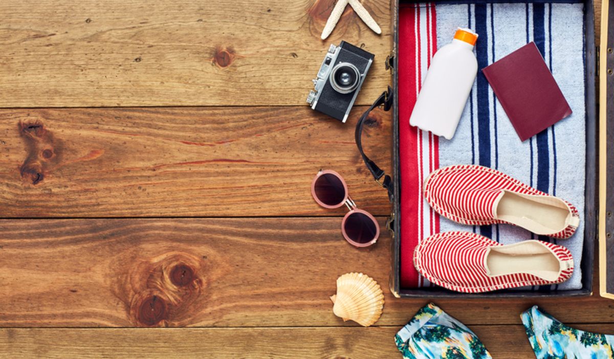 Essential things to pack in travel bags for next holiday