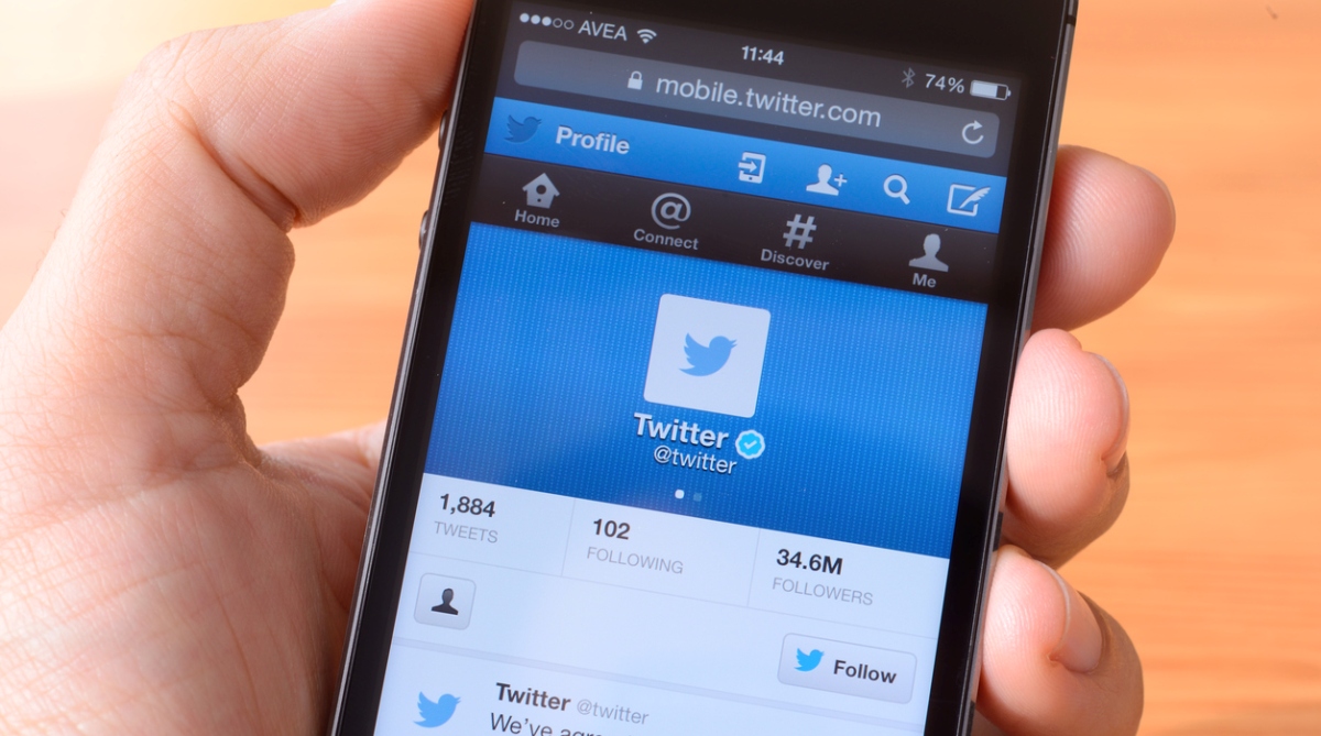 Twitter bug restoring deleted tweets for hundreds of clueless users