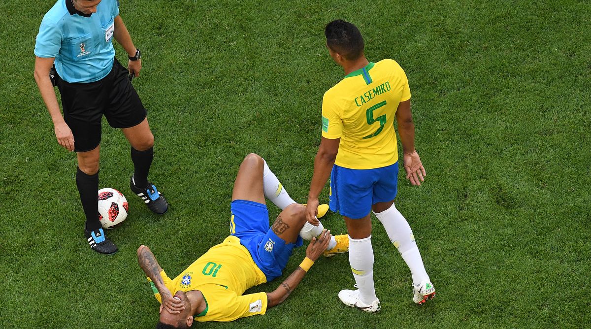 2018 FIFA World Cup | Brazil coach Tite defends Neymar over acting accusations