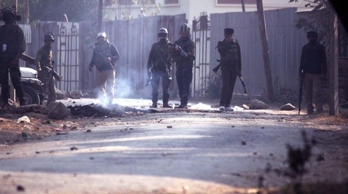 Kashmir | Army Major, 3 soldiers killed while foiling infiltration bid