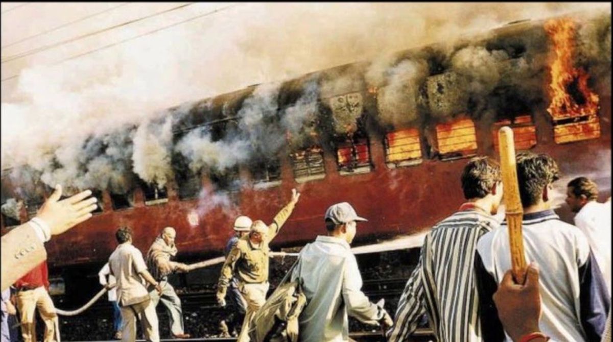Two more sentenced to life for 2002 Godhra train attack