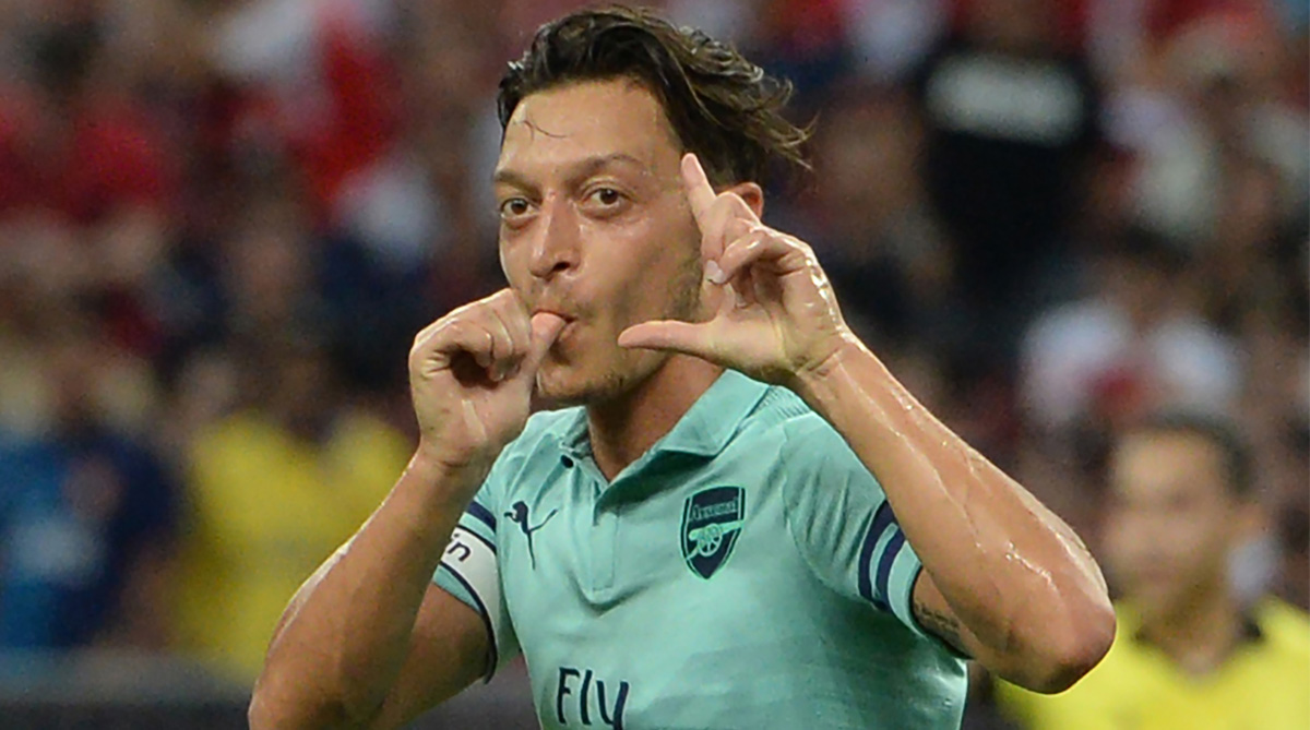 Watch: Mesut Ozil delights young Arsenal fan with fantastic gesture after Chelsea tie