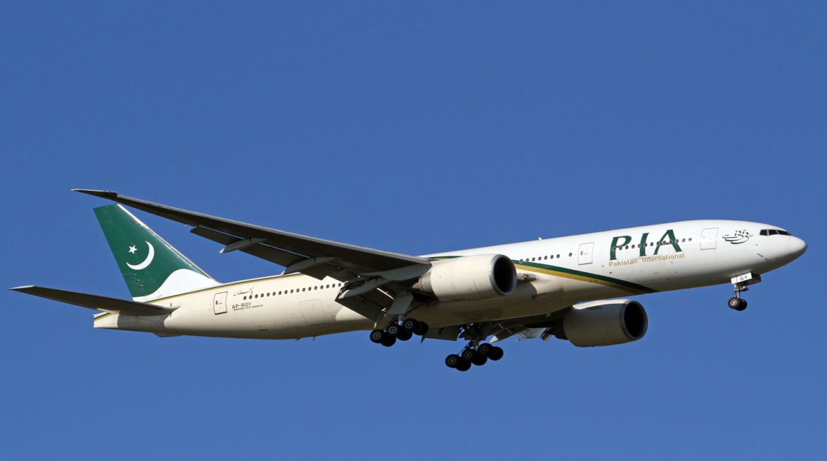 Pakistan government bans VIP protocol at airports