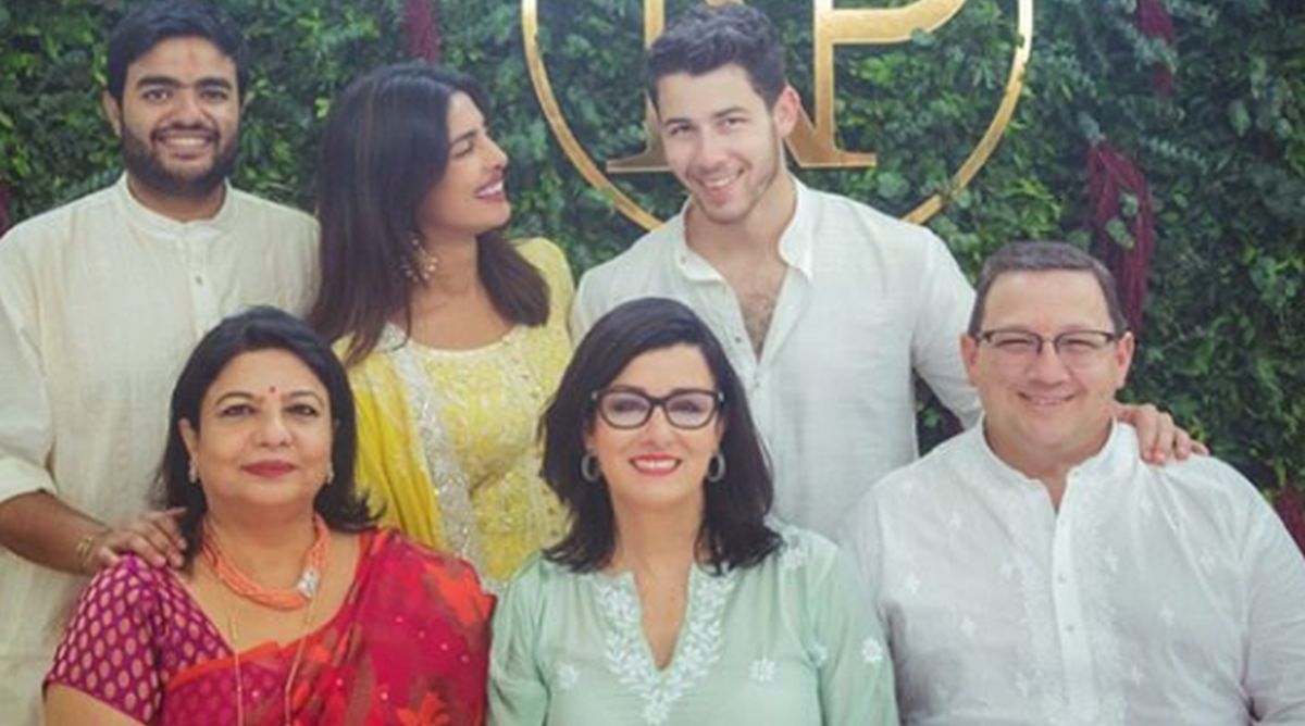 Priyanka Chopra, Nick Jonas and family