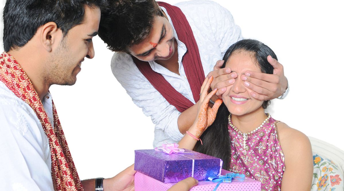 Raksha Bandhan 2018 | Super cool gifting ideas to woo your sister this Rakhi