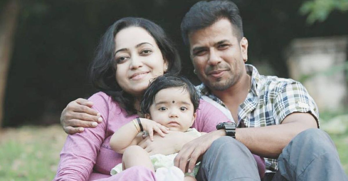 Singer-violinist Balabhaskar, wife critical after car accident, 2-year-old daughter dies