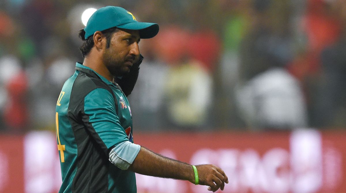 Sarfraz Ahmed faces backlash after racist comment on Andile Phehlukwayo -  The Statesman