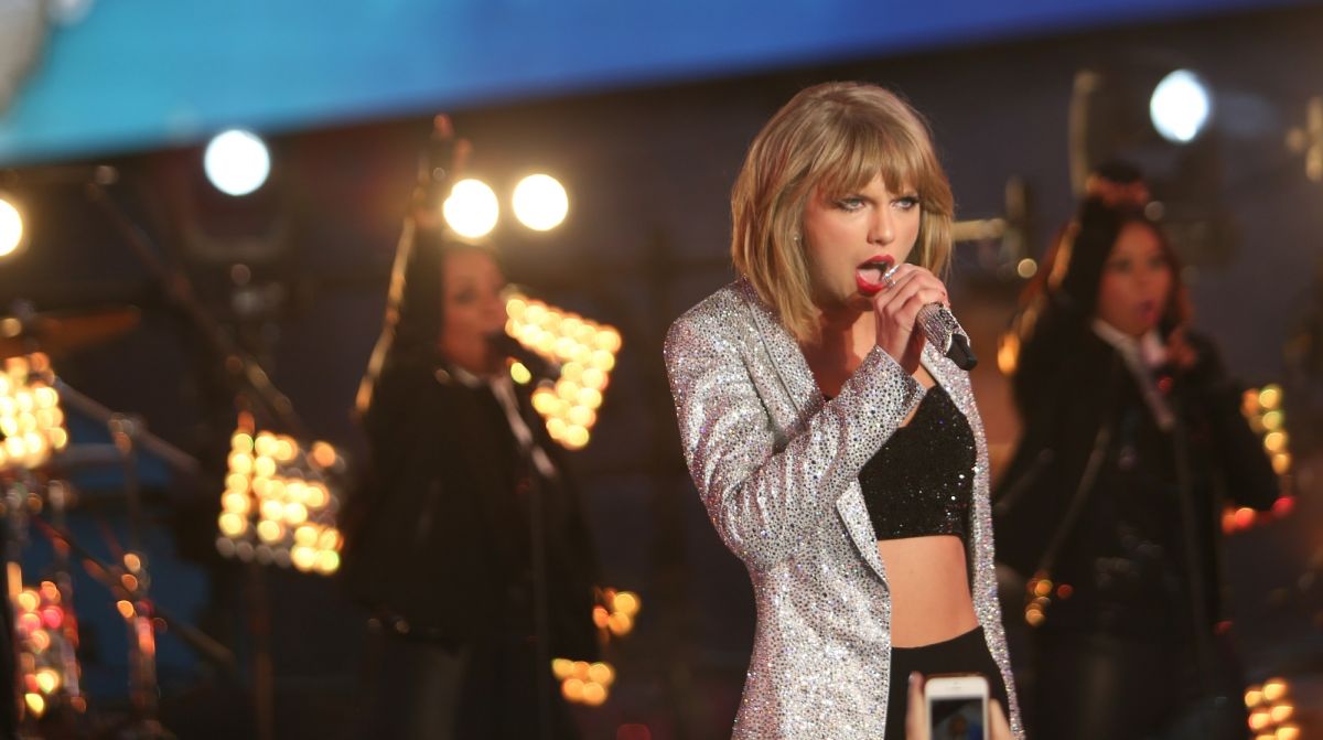 Swift acquires 'stay-away' order for dangerous fan