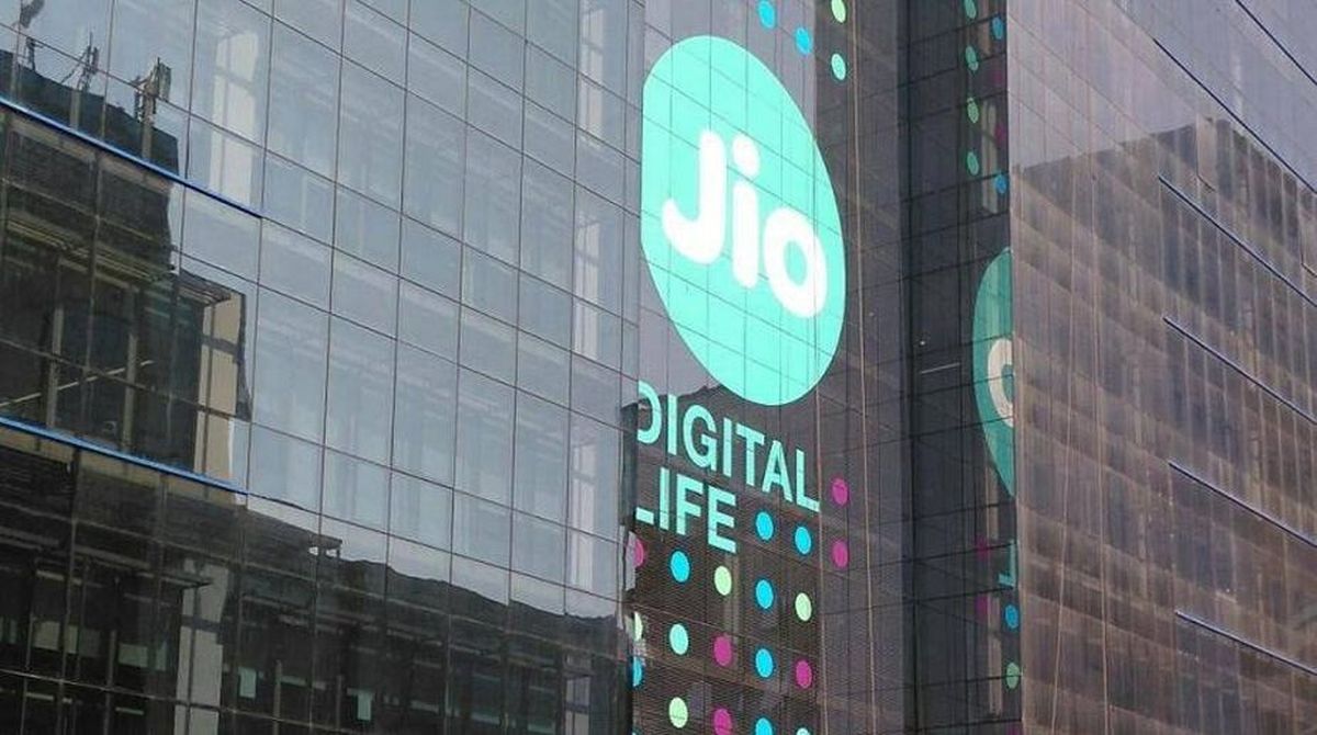 Reliance Jio, Star India tie up to stream cricket matches on JioTV