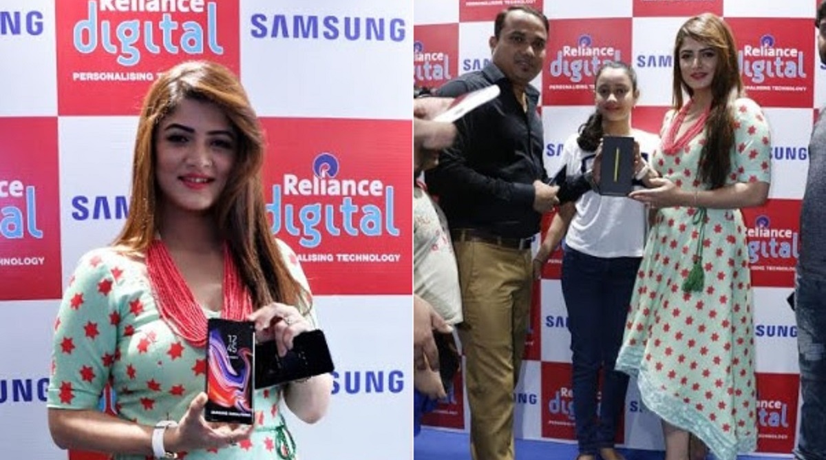 Bengali actress Srabanti Chatterjee promotes Samsung Galaxy Note 9