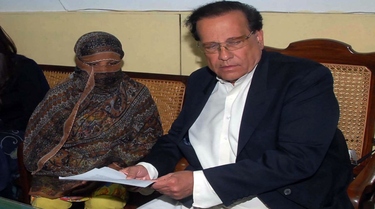 Blasphemy case: Pak SC sets aside death sentence of Christian woman Asia Bibi
