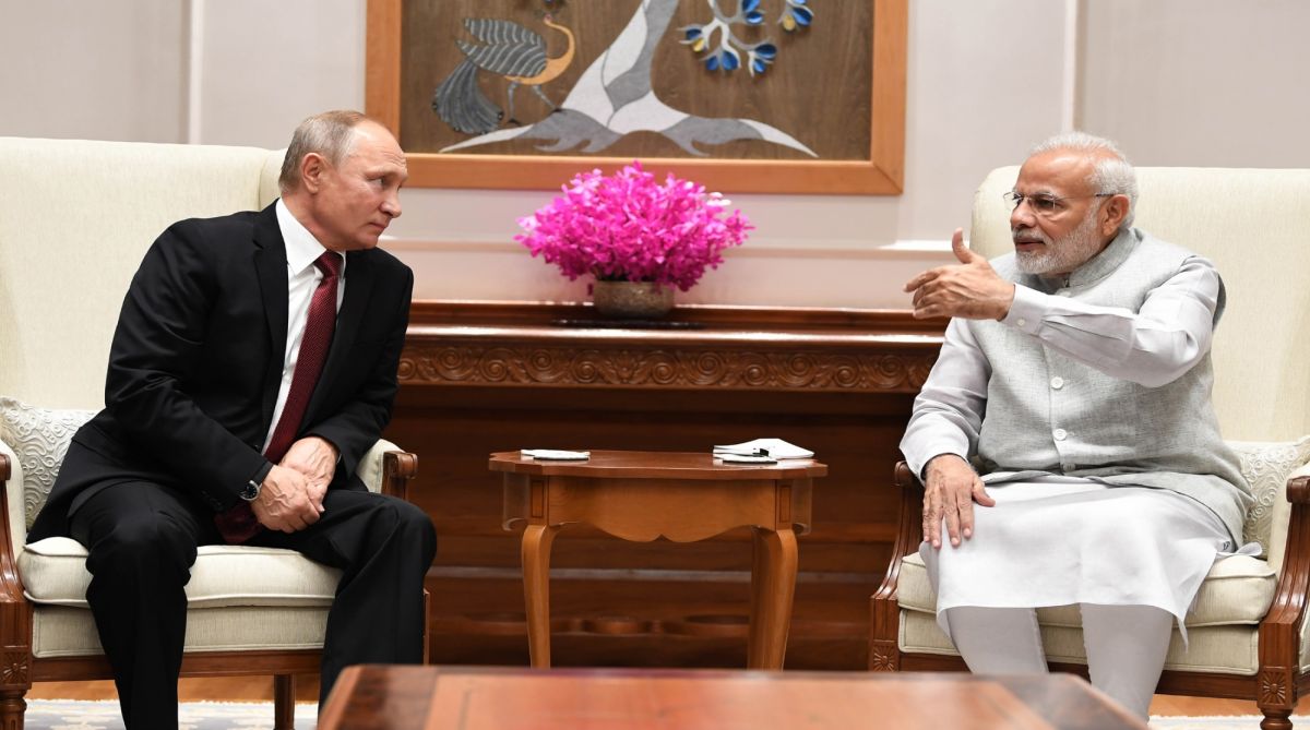 Putin arrives in India | PM Modi hosts private dinner ahead of official summit