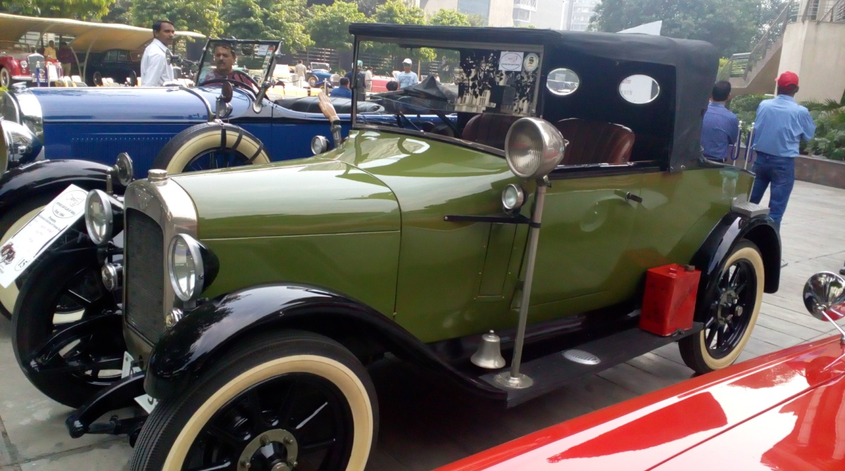 Over 50 vintage cars and bikes enthral guests at special show at Statesman House