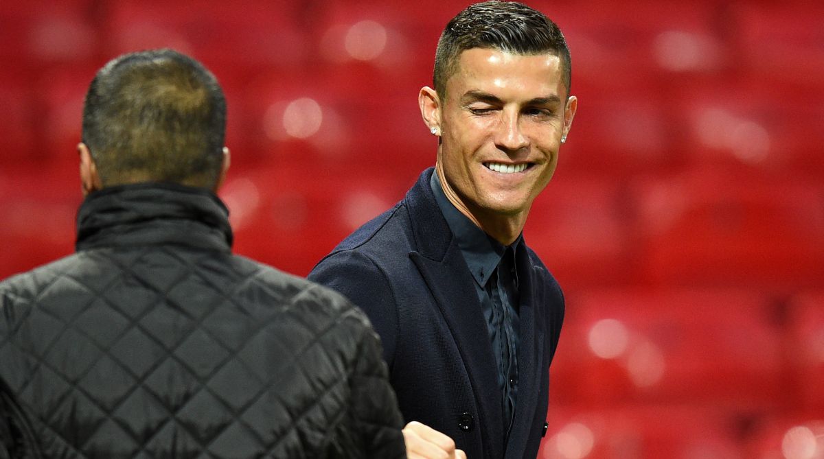Real Madrid or Barcelona? Find out who Cristiano Ronaldo is supporting in today’s El Clásico