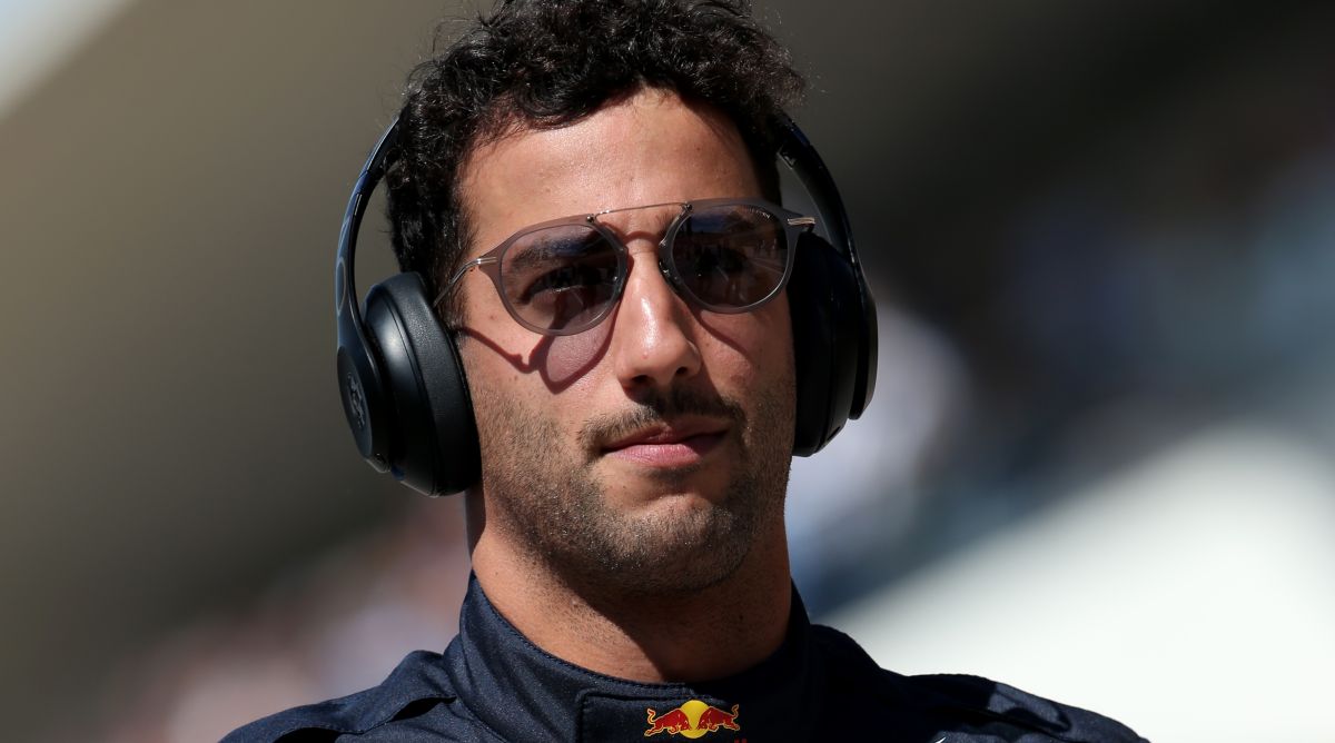 Frustrated Ricciardo ‘punches hole in wall’ after US retirement