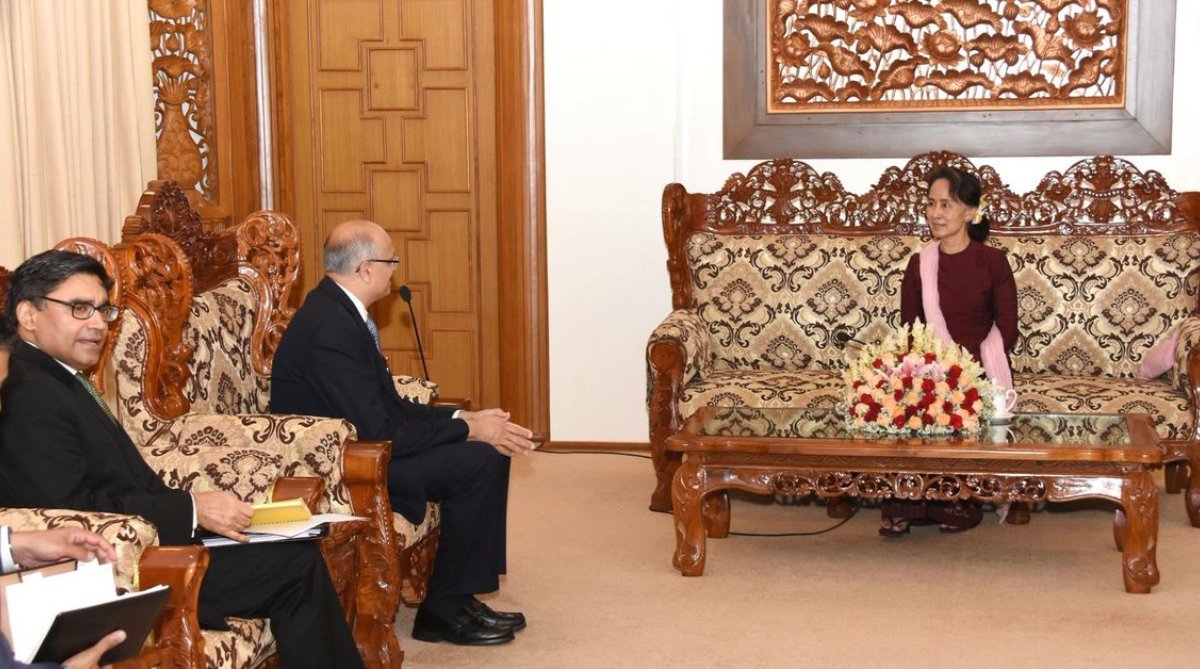 Indian foreign secretary discusses bilateral cooperation with Suu Kyi