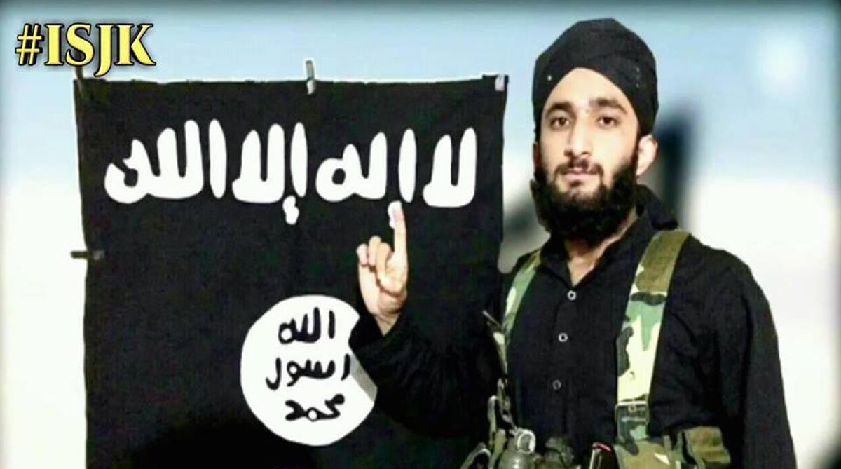 Missing Kashmiri student from Sharda University, seen with ISIS flag on social media