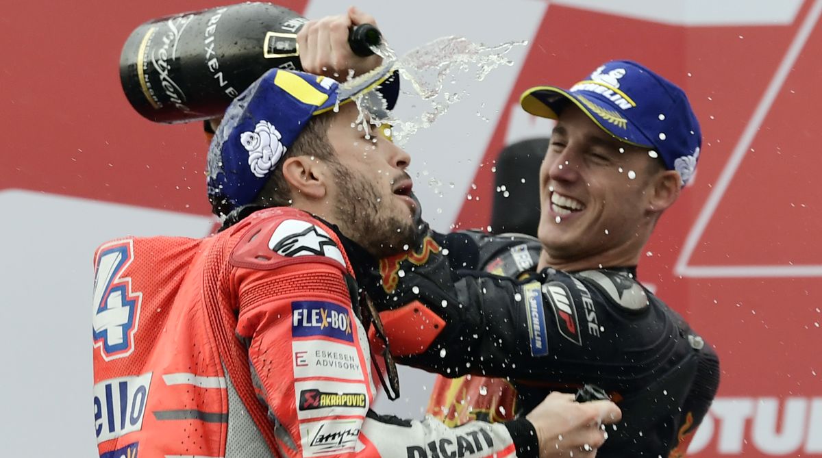 Dovizioso wins wet Valencia MotoGP, Espargaro takes maiden KTM podium; veteran racer Dani retires