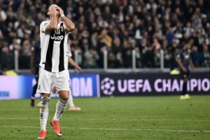 Cristiano Ronaldo frustated as Juve ‘gift’ United victory
