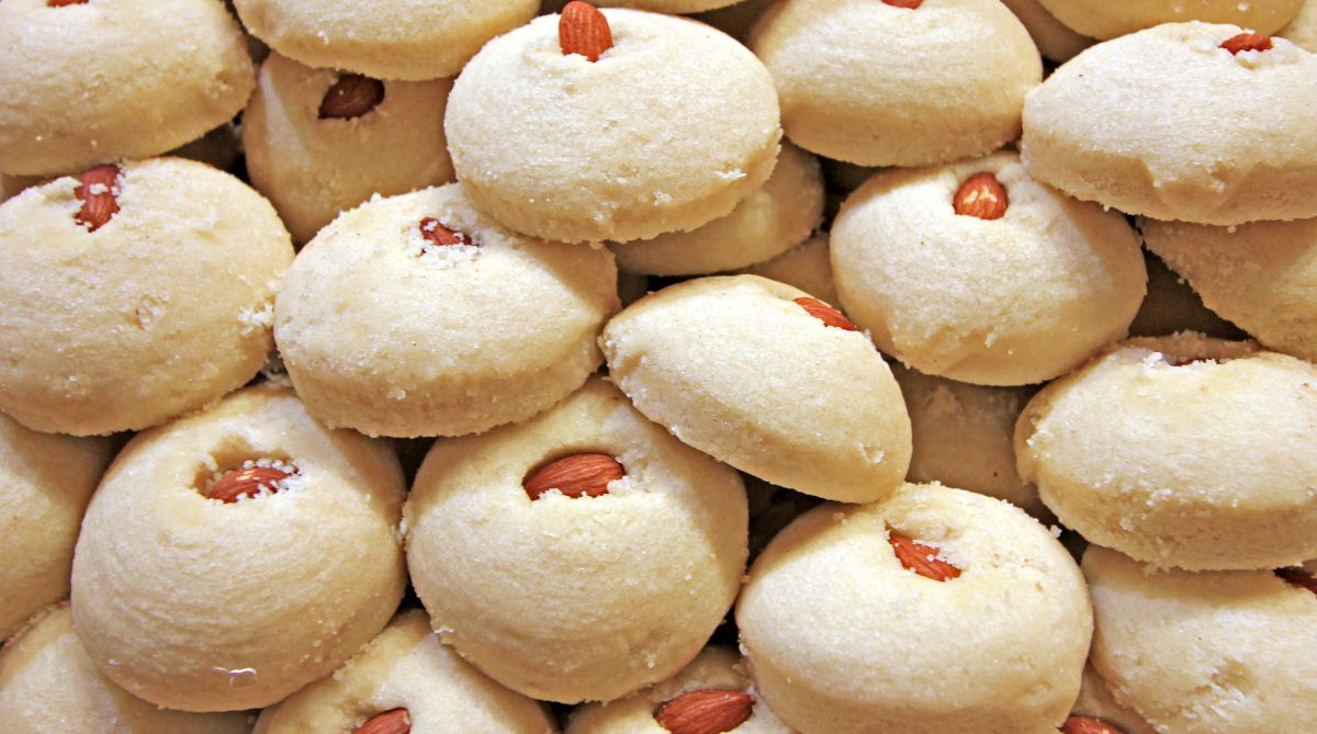 Naan Khatai – Satiate your sweet tooth