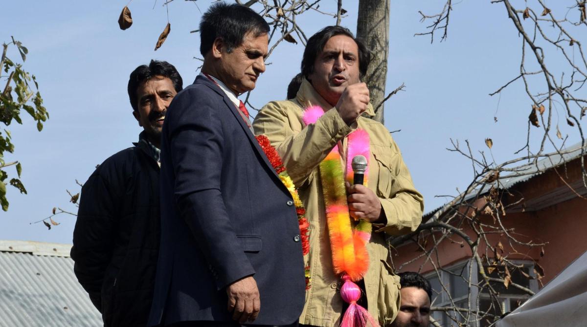 PDP rebel Ansari joins Sajjad Lone’s PC
