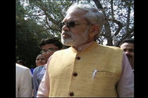 PM Modi lookalike switches over to Congress, says ‘achche din’ won’t come
