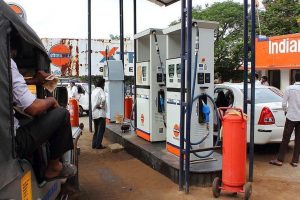 Petrol pumps bonanza: Angry dealers to move court