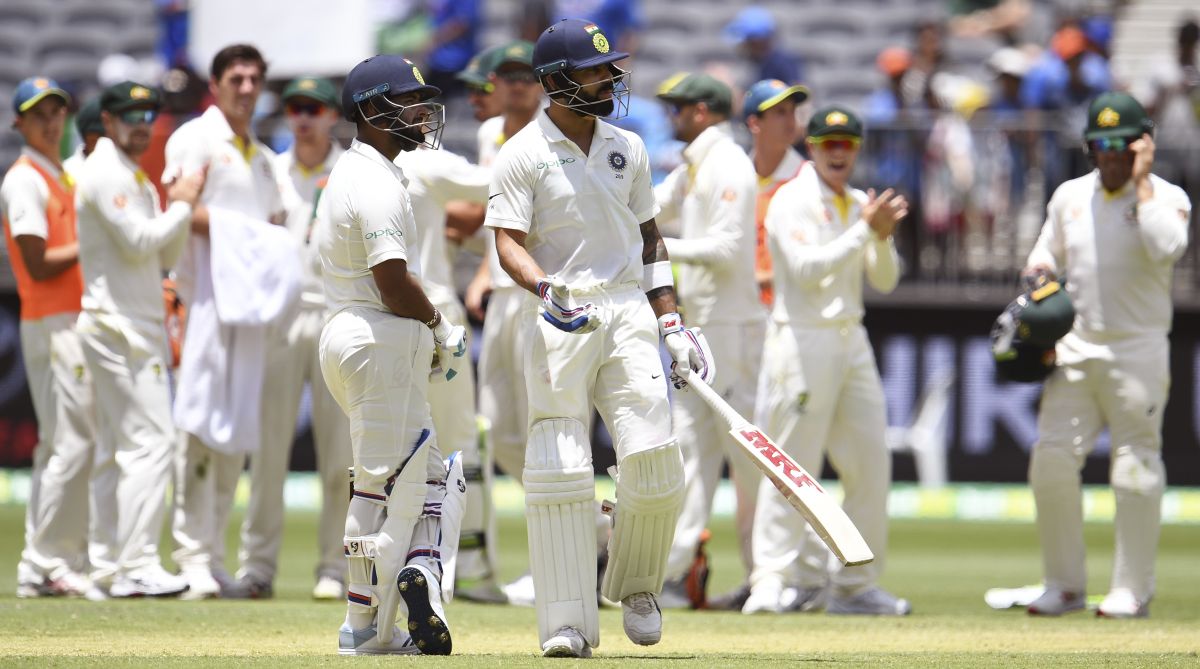 2nd Test: India lose crucial wickets on third day