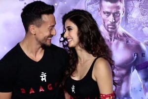 Disha Patani and Tiger Shroff’s beach holiday pictures are worth watching!
