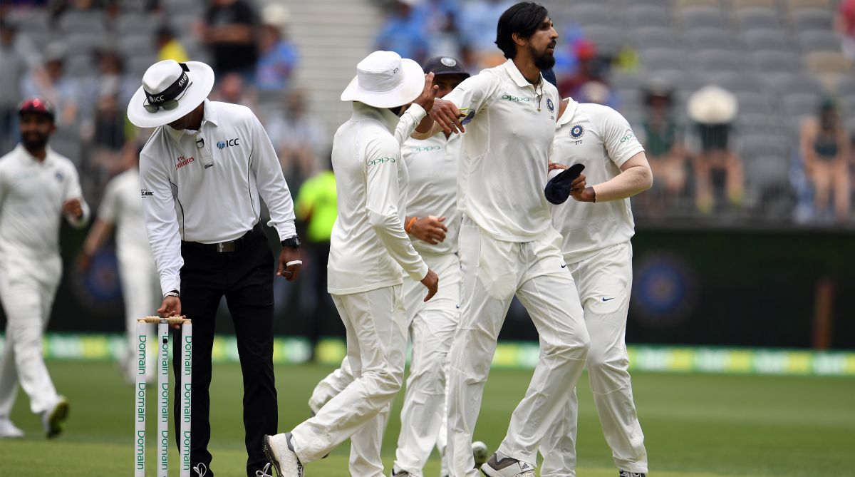 Ishant Sharma and Ravindra Jadeja argue on field during second Test