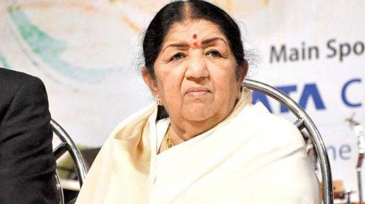 Lata Mangeshkar quashes rumours of being hospitalized | See post