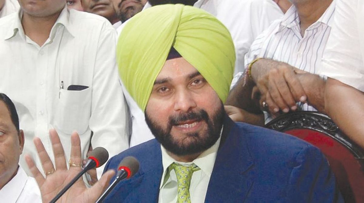 Throat bleeding has stopped, Navjot Sidhu on road to recovery