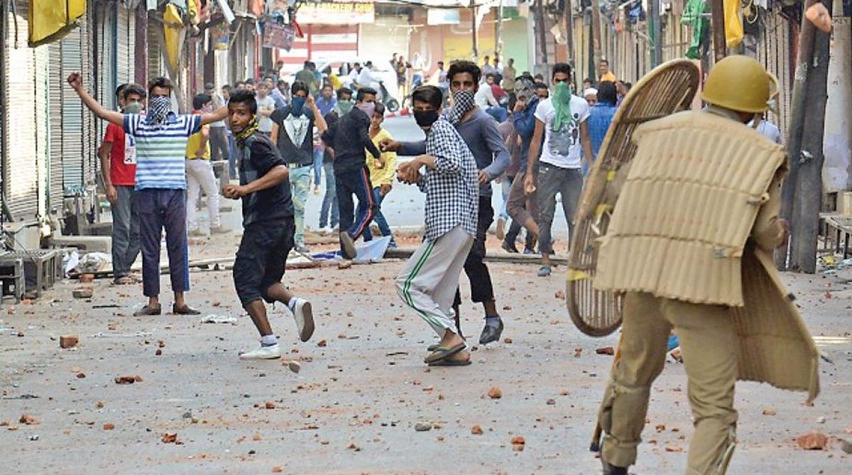 Ghazipur stone pelting | 27 arrested in head constable killing during protests