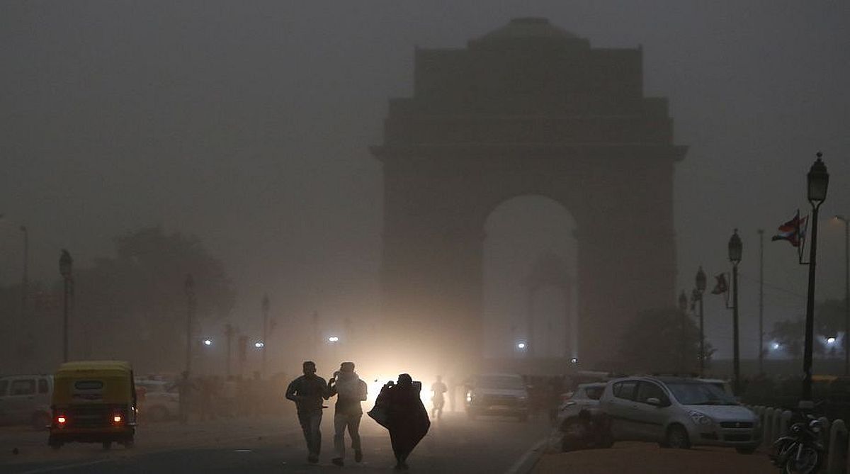 Foggy morning in Delhi, air quality to remain ‘very poor’