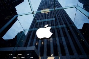 Apple trims 10 percent production plan for iPhones: Report