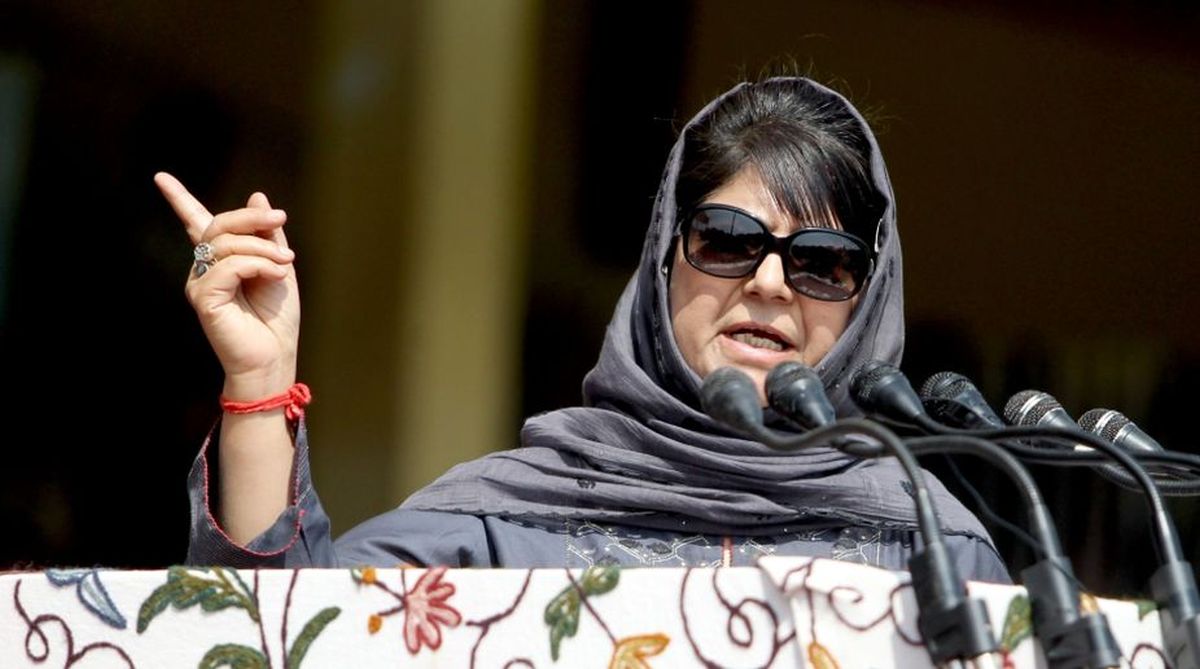Mehbooba justifies Pak foreign minister’s phone call to separatist Mirwaiz