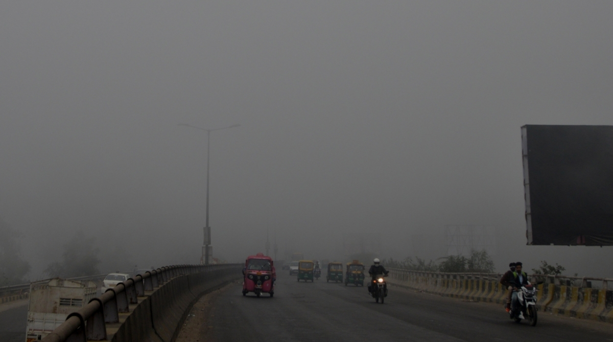 Misty Sunday morning in Delhi, air quality ‘very poor’