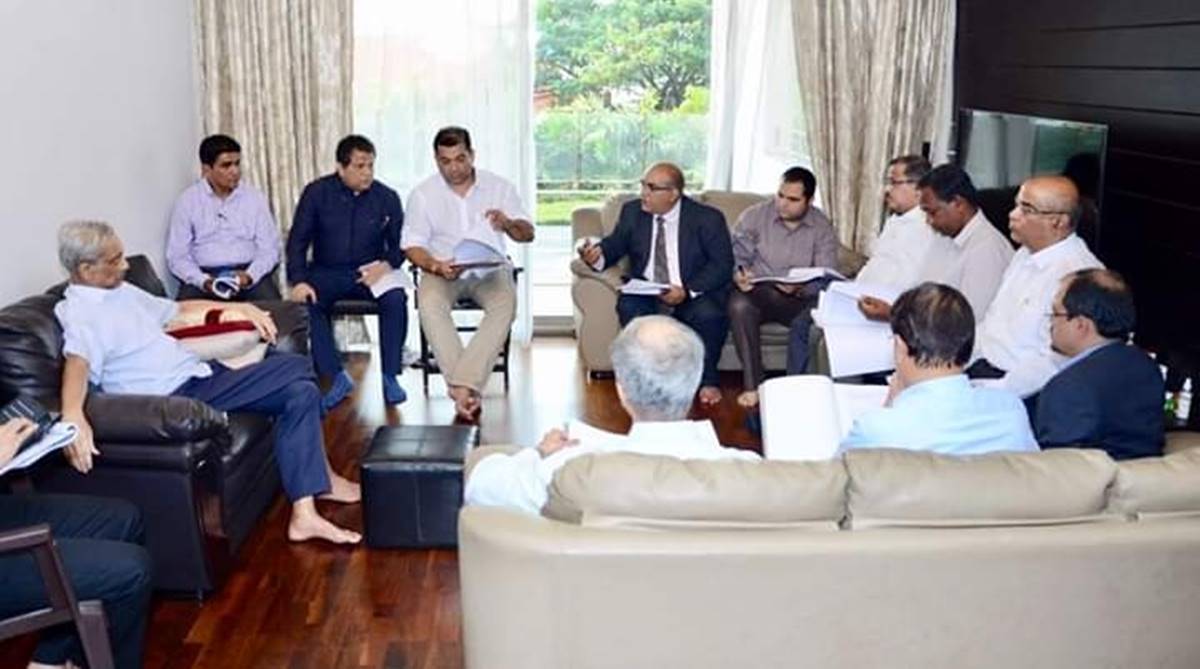 Ailing Manohar Parrikar gives Goa New Year surprise, attends office for first time in 4 months
