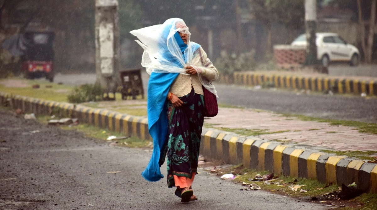 Winter chill returns in UP after overnight rain