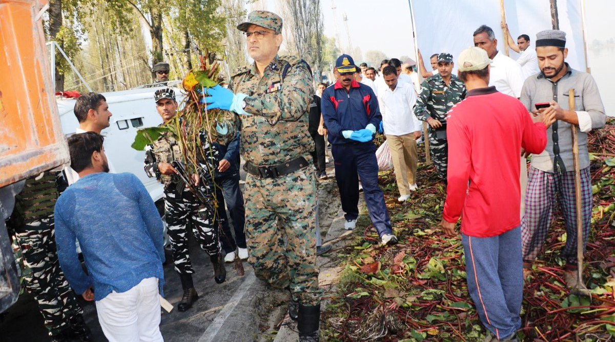 Alert CRPF jawans avert mishap at Jammu airport
