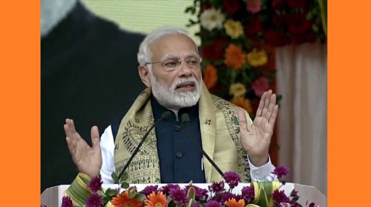 ‘Gang of thieves’ targeting chowkidar, says PM Modi in all out attack on Congress