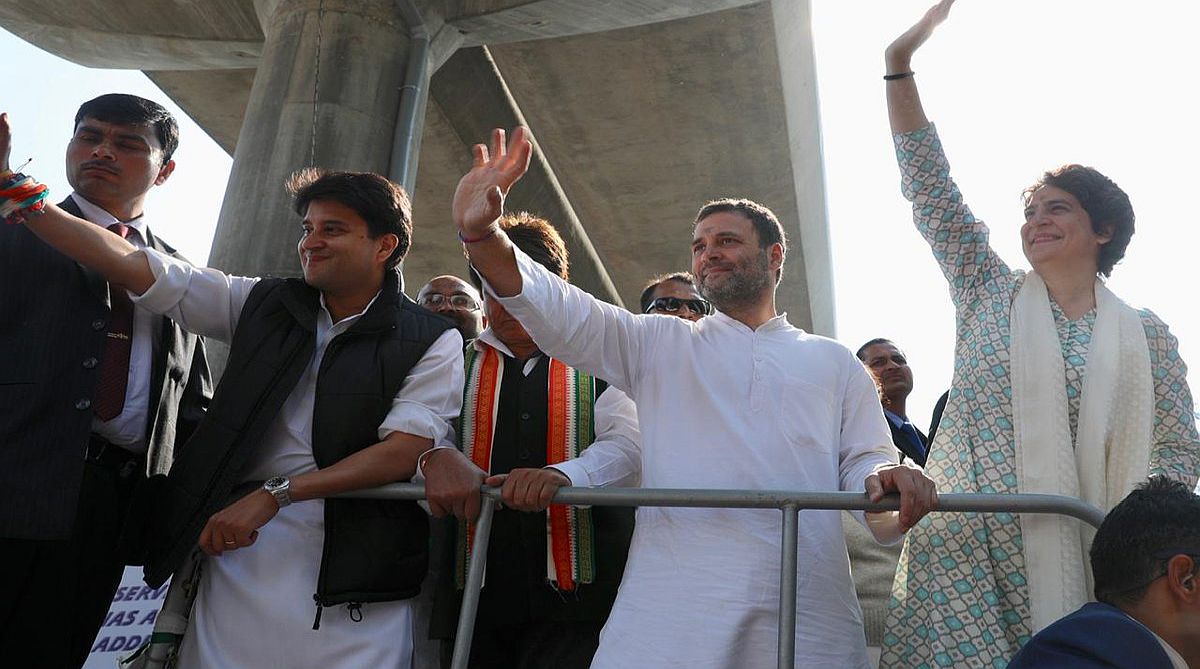 Priyanka Gandhi Vadra kicks off mega Lucknow roadshow with Rahul beside her